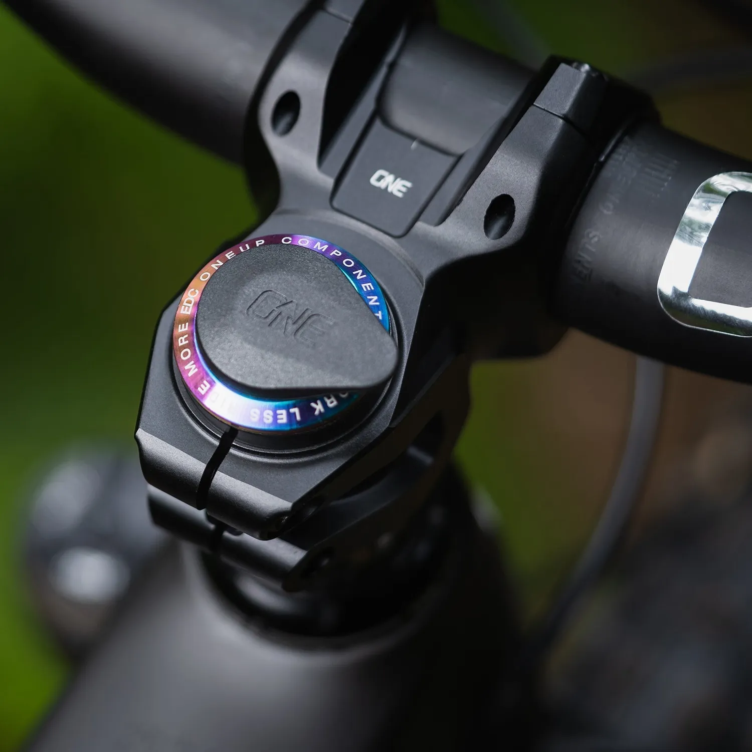 OneUp EDC Threaded Top Cap Bundle værktøj Oil Slick