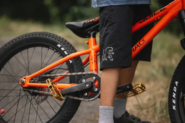 Chromag Ambit børneshorts sort – strækbare