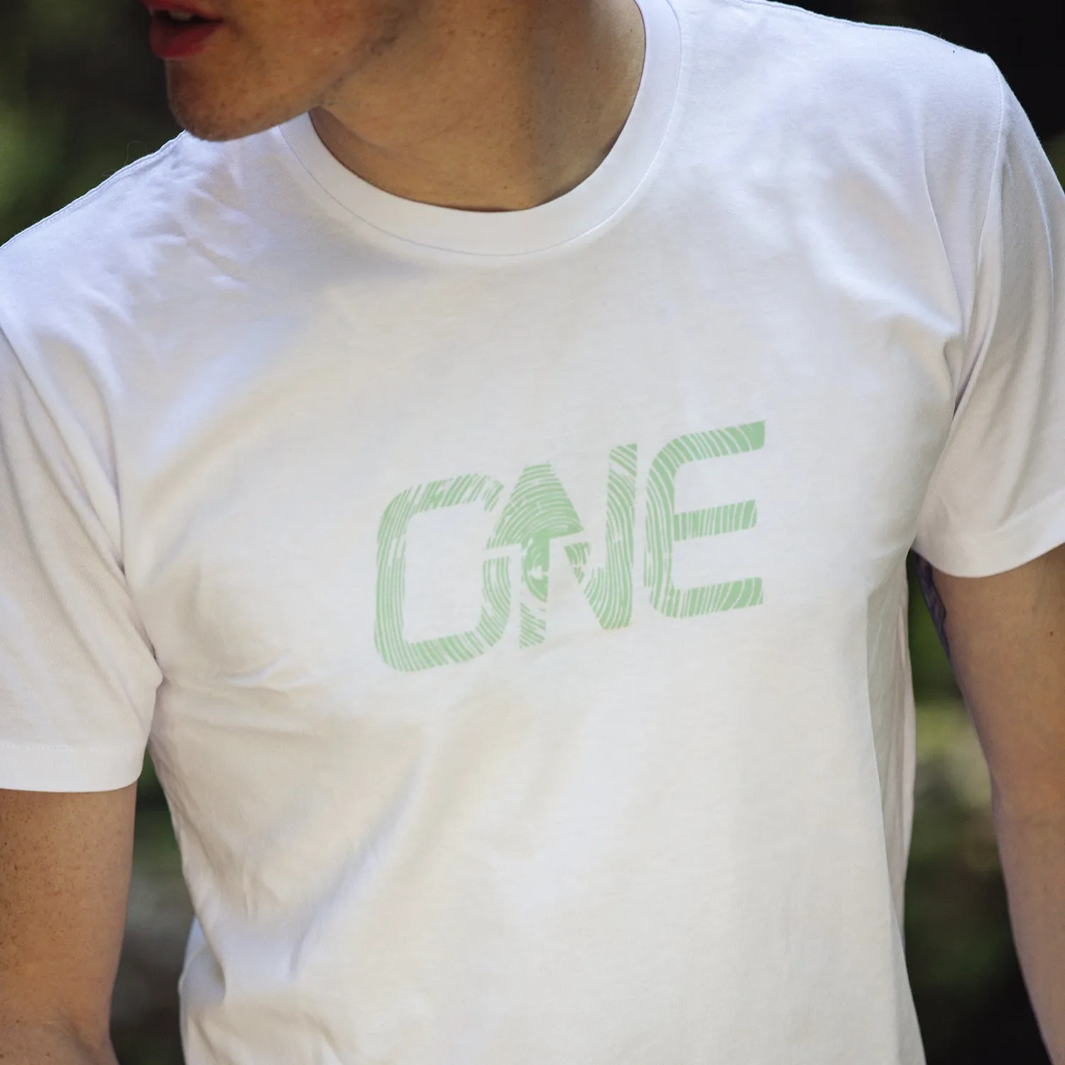 OneUp Woodgrain Logo T-shirt sage kort ærme