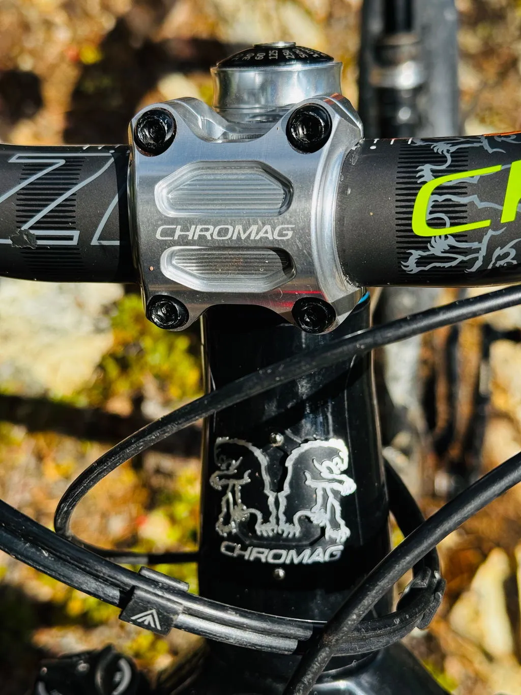 Chromag Riza frempind 31,8 mm 32 mm sort