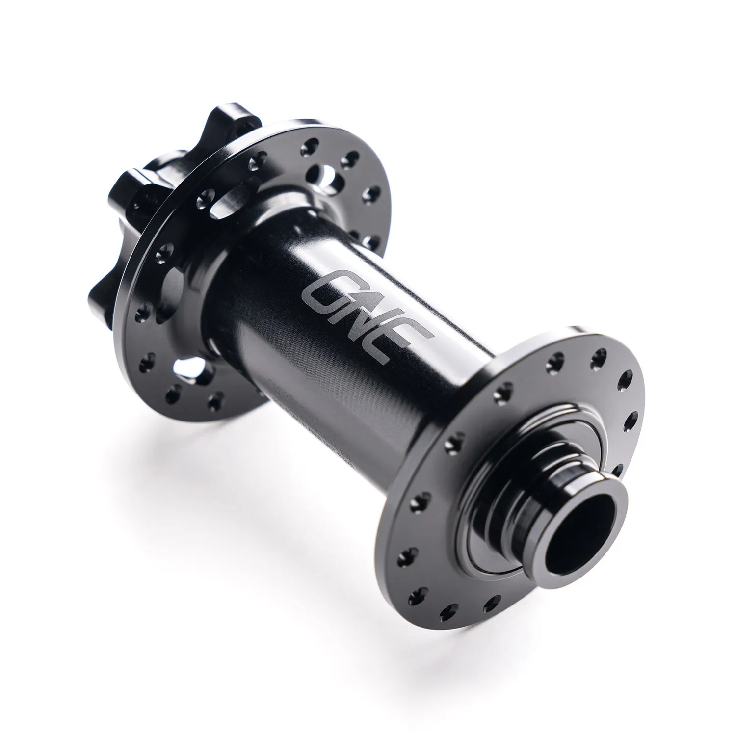 OneUp 110x15 forhjulsnav Boost sort – 32H let