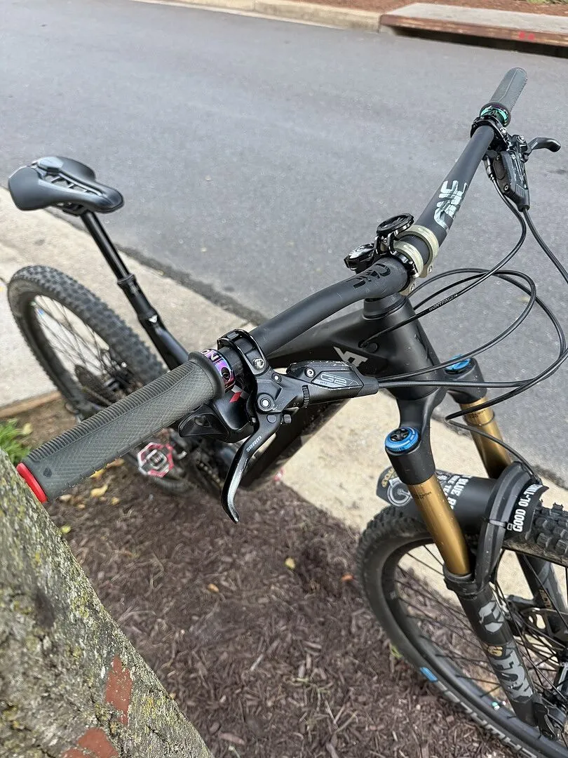 OneUp V2 carbonstyr 800mm 35mm rise E-MTB