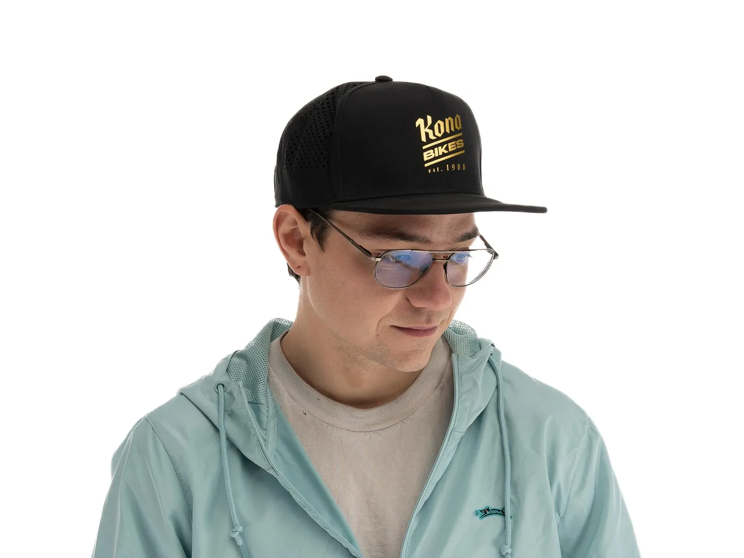 Kona Brewed trucker kasket sort one-size