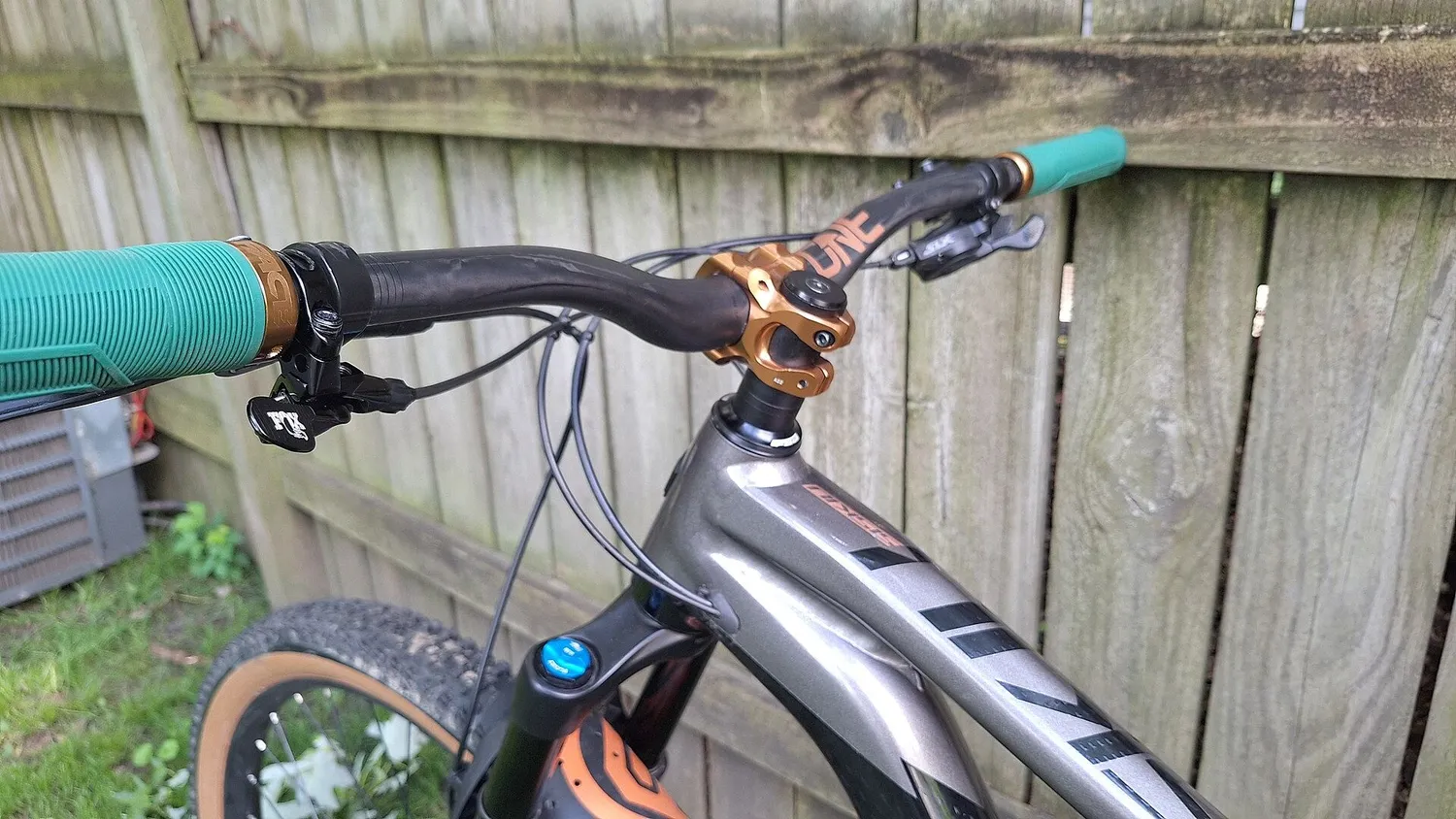 OneUp Carbon styr decals sæt lilla