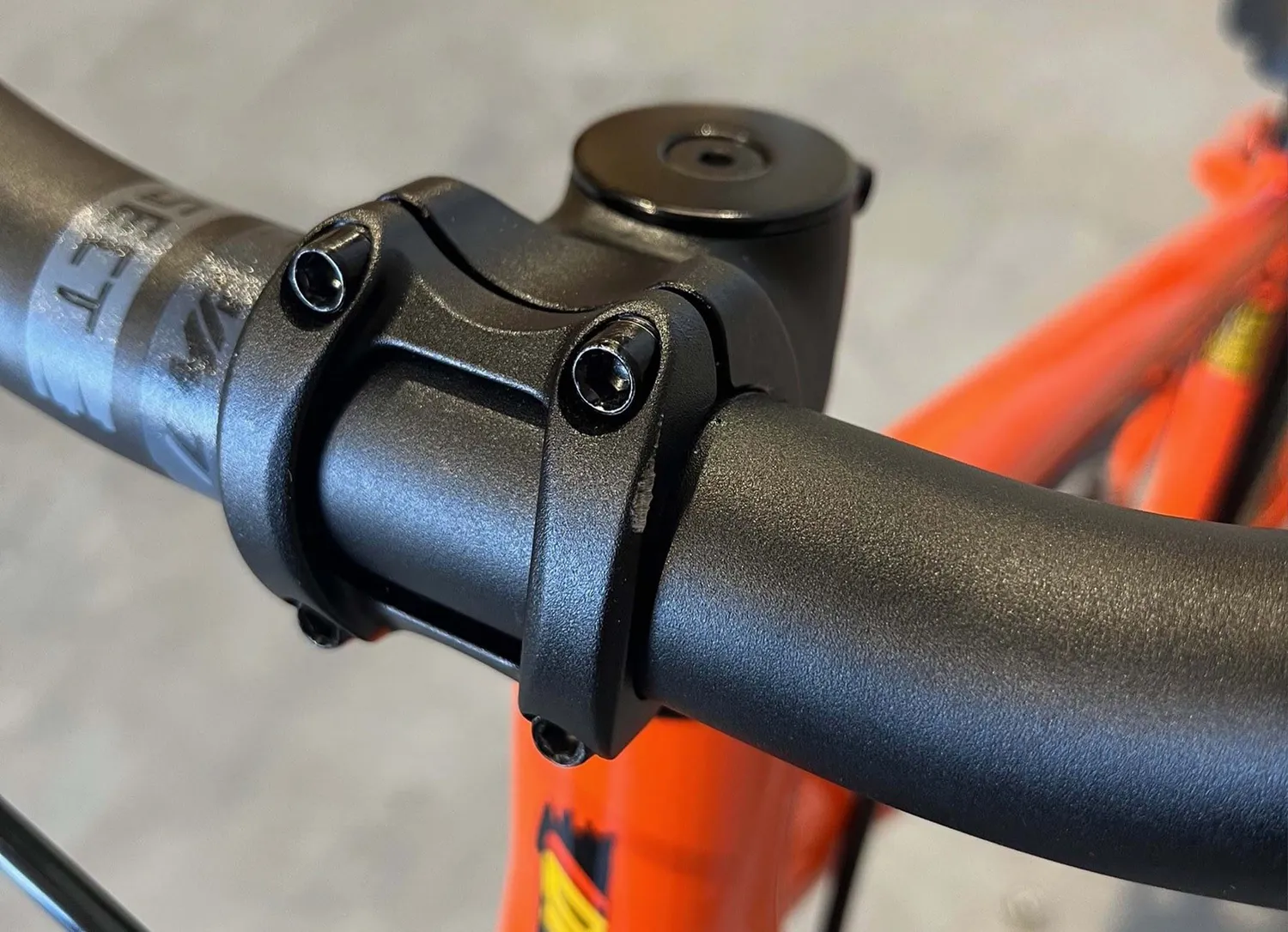DMR Sect dirt jump cykel orange chromoly