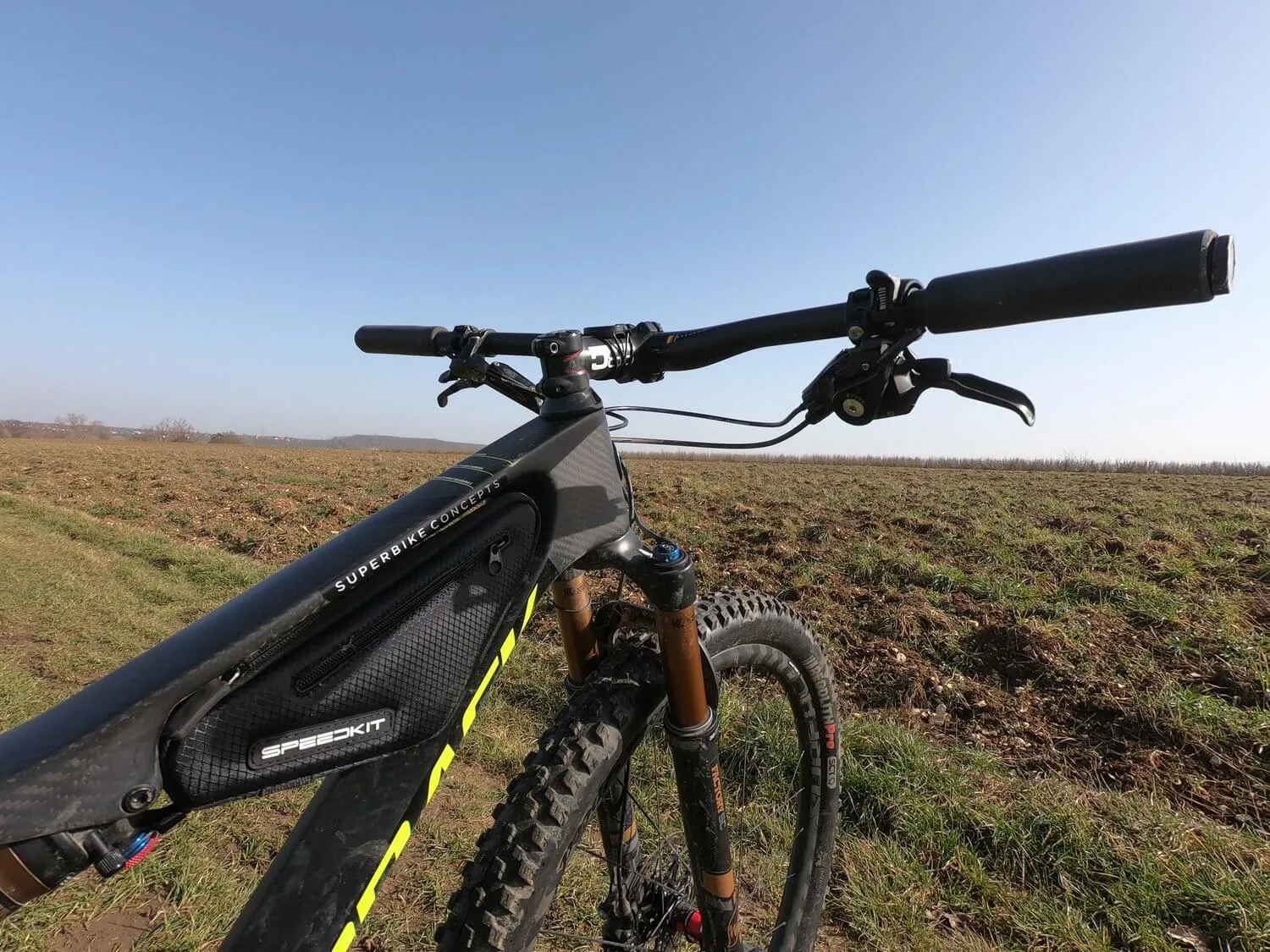 Silverback Speedkit steltaske M sort