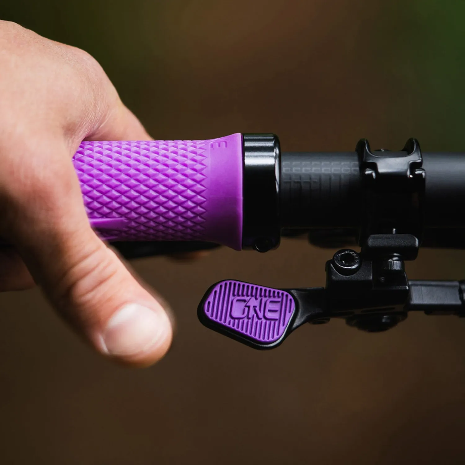 OneUp Dropper Remote V2/V3 clamp 22.2 flatbar beslag
