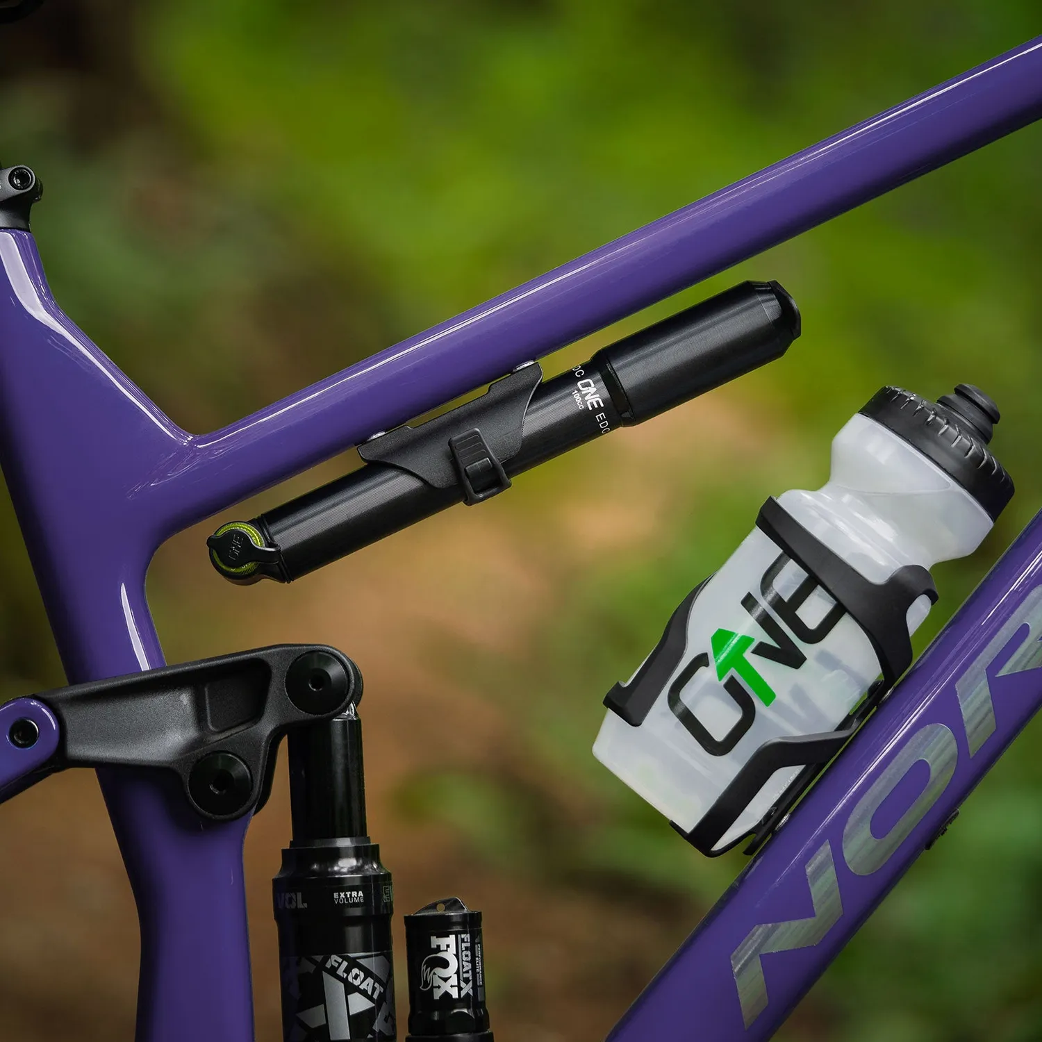 OneUp EDC pumpeholder inline til ramme