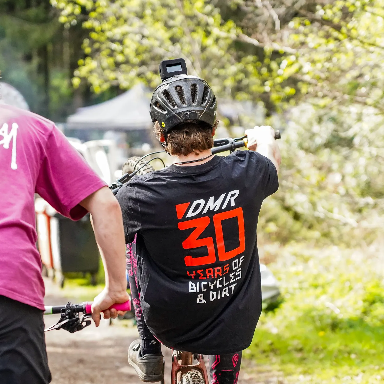 DMR 30 Year t-shirt sort økologisk bomuld